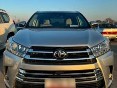 Сүрөт унаа Toyota Highlander