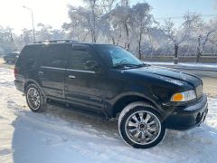 Фото авто Lincoln Navigator