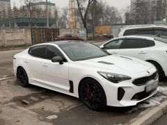 Сүрөт унаа Kia Stinger