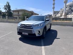 Фото авто Toyota Highlander