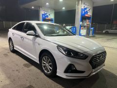 Photo of the vehicle Hyundai Sonata