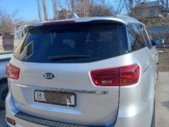 Photo of the vehicle Kia Carnival