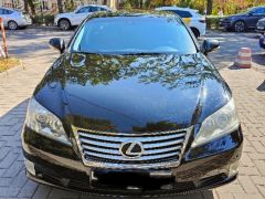 Photo of the vehicle Lexus ES