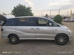 Photo of the vehicle Toyota Estima