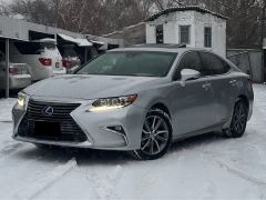 Photo of the vehicle Lexus ES