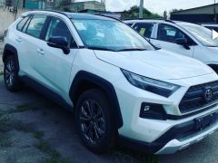 Сүрөт унаа Toyota RAV4