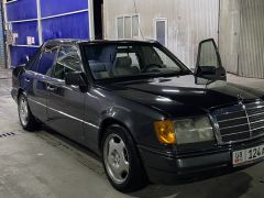 Сүрөт унаа Mercedes-Benz W124