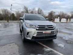 Photo of the vehicle Toyota Highlander