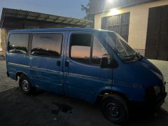 Фото авто Ford Transit