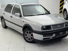 Photo of the vehicle Volkswagen Vento