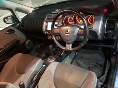 Фото авто Honda Fit