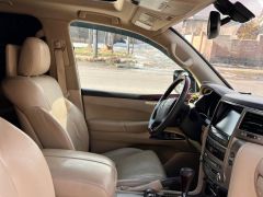 Сүрөт унаа Lexus LX