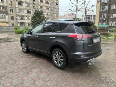 Сүрөт унаа Toyota RAV4