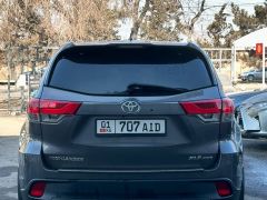 Фото авто Toyota Highlander