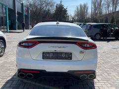 Сүрөт унаа Kia Stinger