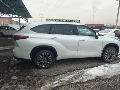 Фото авто Toyota Highlander