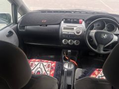 Фото авто Honda Fit