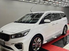 Фото авто Kia Carnival