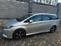 Сүрөт унаа Toyota Wish