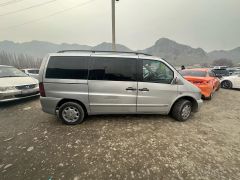 Сүрөт унаа Mercedes-Benz Vito