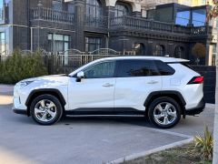 Сүрөт унаа Toyota RAV4