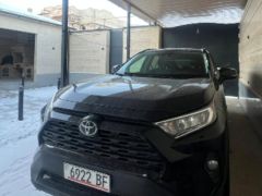 Сүрөт унаа Toyota RAV4