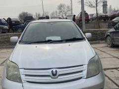 Photo of the vehicle Toyota Ist