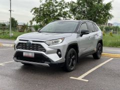 Сүрөт унаа Toyota RAV4