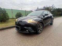 Photo of the vehicle Toyota C-HR