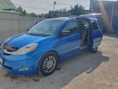 Сүрөт унаа Toyota Sienna