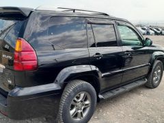 Photo of the vehicle Lexus GX