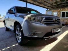 Сүрөт унаа Toyota Highlander