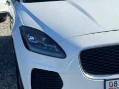 Photo of the vehicle Jaguar E-Pace