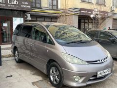 Фото авто Toyota Estima