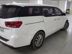 Photo of the vehicle Kia Carnival