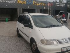 Сүрөт унаа Volkswagen Sharan