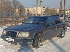 Photo of the vehicle Mercedes-Benz W124