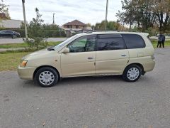 Сүрөт унаа Toyota Gaia