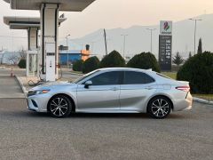 Фото авто Toyota Camry