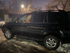 Photo of the vehicle Lexus GX