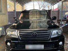 Photo of the vehicle Toyota Land Cruiser