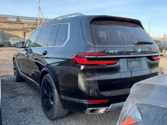 Сүрөт унаа BMW X7