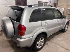 Сүрөт унаа Toyota RAV4