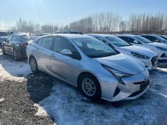 Фото авто Toyota Prius