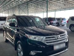 Сүрөт унаа Toyota Highlander