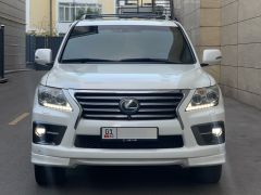 Сүрөт унаа Lexus LX