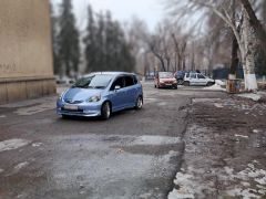 Photo of the vehicle Honda Fit