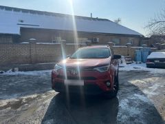 Сүрөт унаа Toyota RAV4