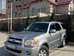 Сүрөт унаа Toyota Sequoia