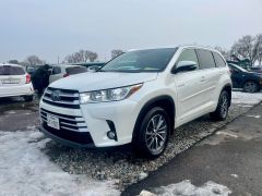 Photo of the vehicle Toyota Highlander